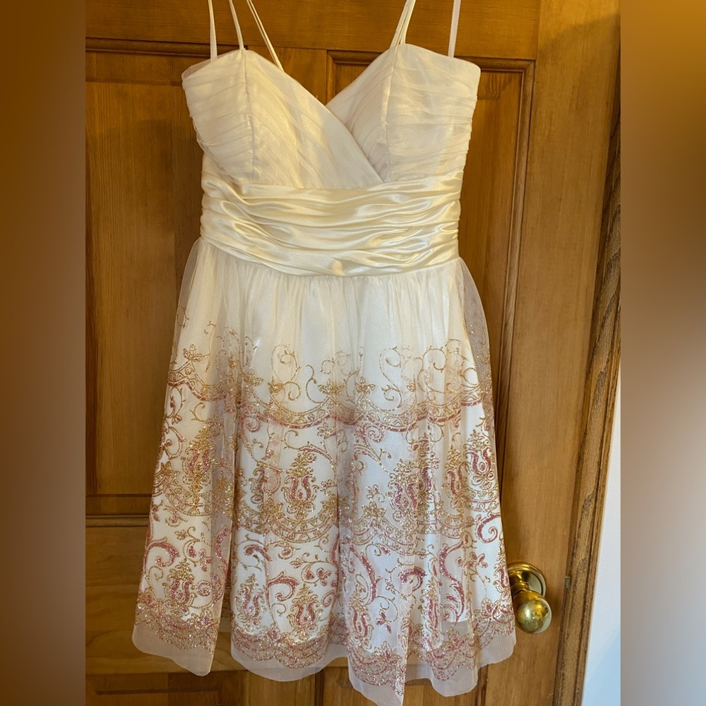 Beautiful girls/teens dress!!